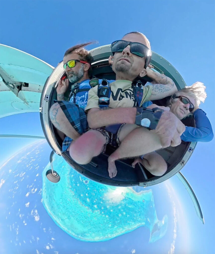 skydivers belize blue hole