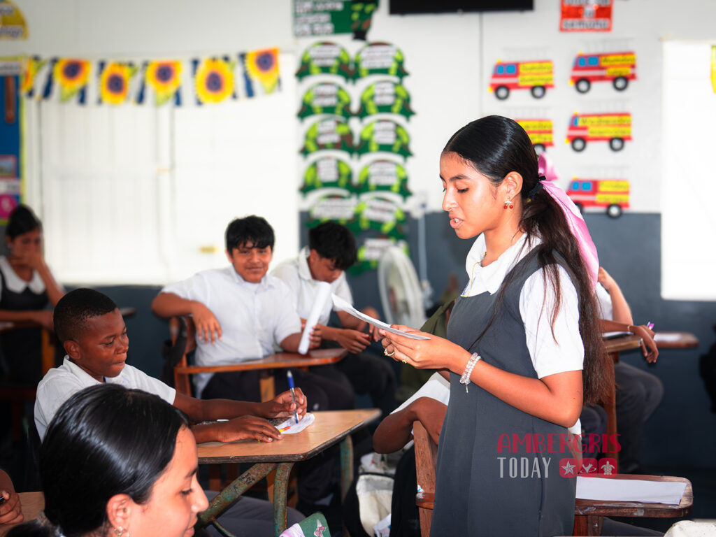 educator of the year rotary club delvi flores