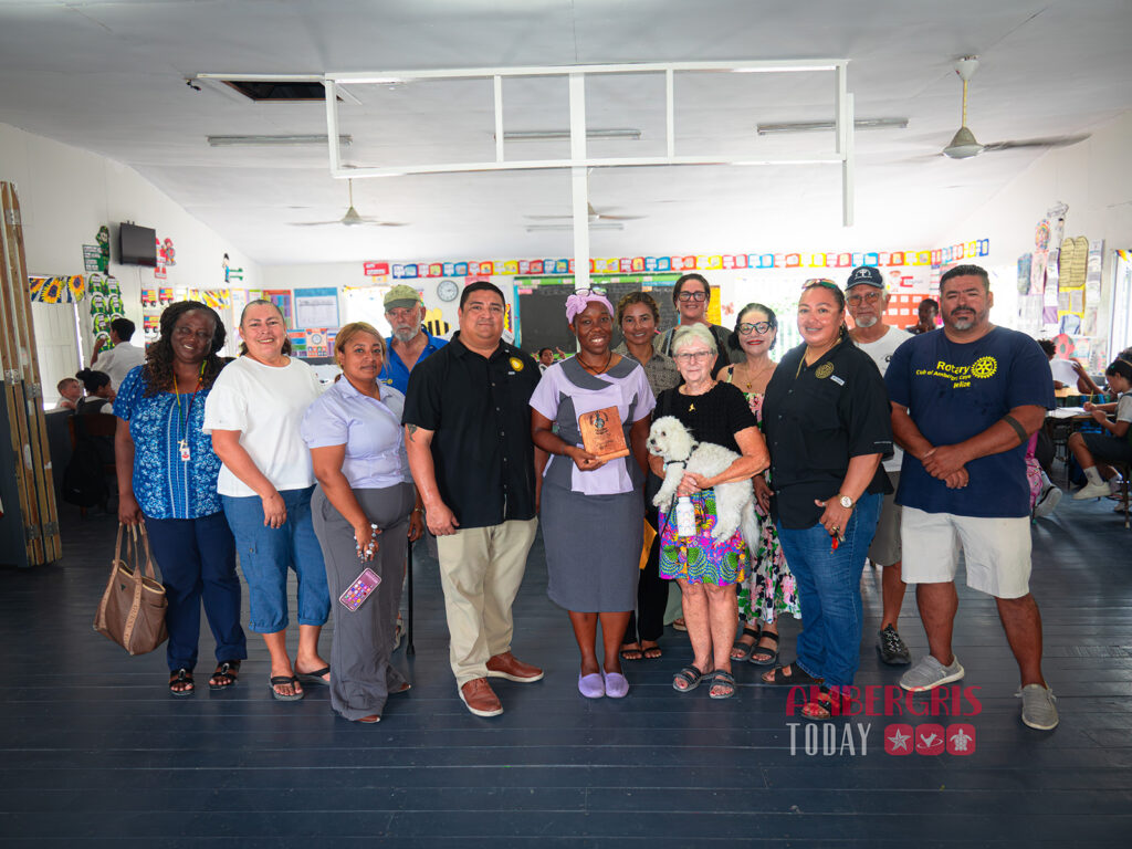 educator of the year rotary club delvi flores